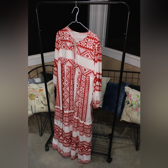 Dresses & Skirts - Red & White Boho Geometric Maxi Dress | Flowy Tiered Style